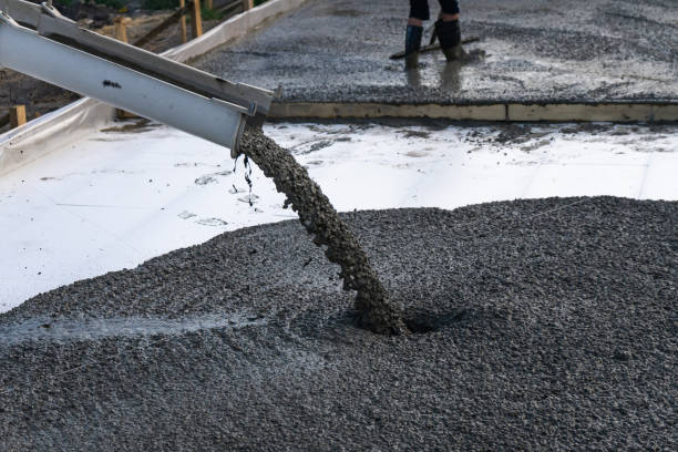 Best Concrete Patio Contractor  in Estherville, IA